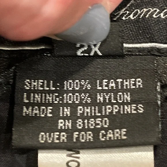 Plus size Leather Jacket - Picture 4 of 5